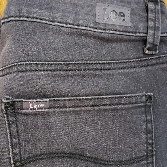🎉HP🎉NWT! Lee straight leg, size 10 - Picture 10 of 10